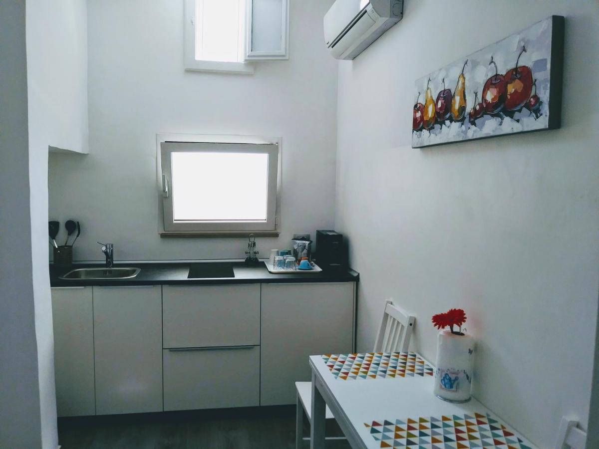 B&B 20 Archi โมโนโปลี ห้อง รูปภาพ